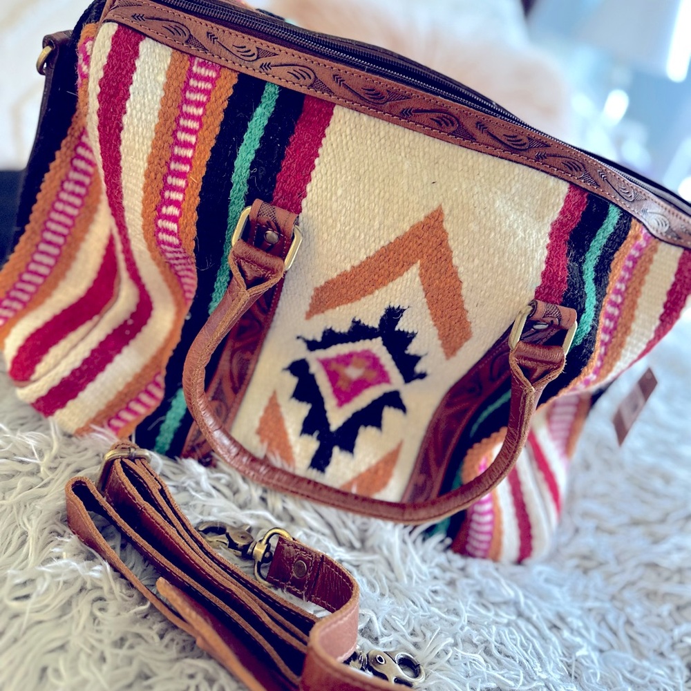Ariat Carpet bag